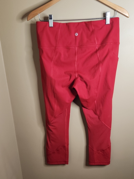 lululemon athletica Pants - Lululemon Pace Rival High-Rise Crop 22" in Dark Red. Size 10. #W3BEHS
